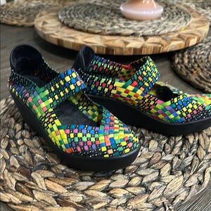 Steve Madden Black Platform Shoes with Woven Design